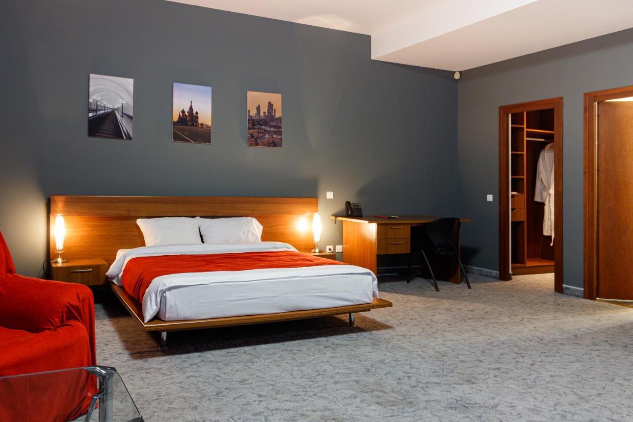 Moscow House Hotel Єреван Екстер'єр фото