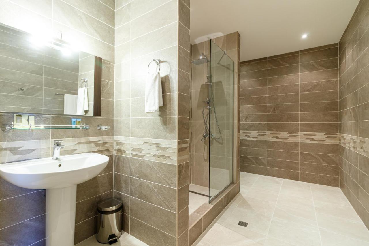 Moscow House Hotel Єреван Екстер'єр фото